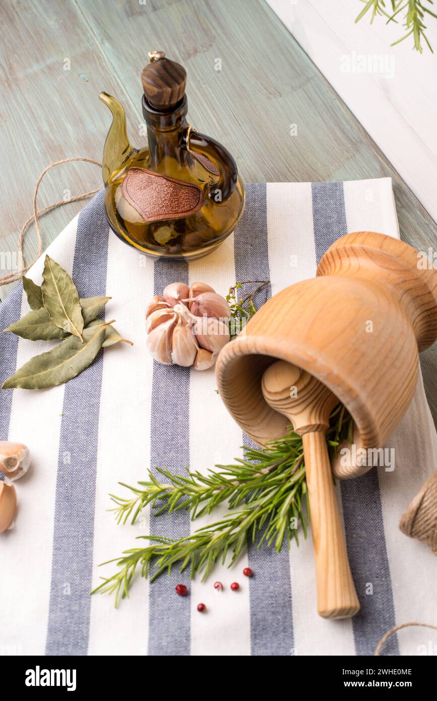 Hoja de laurel y tomillo fotografías e imágenes de alta resolución Alamy