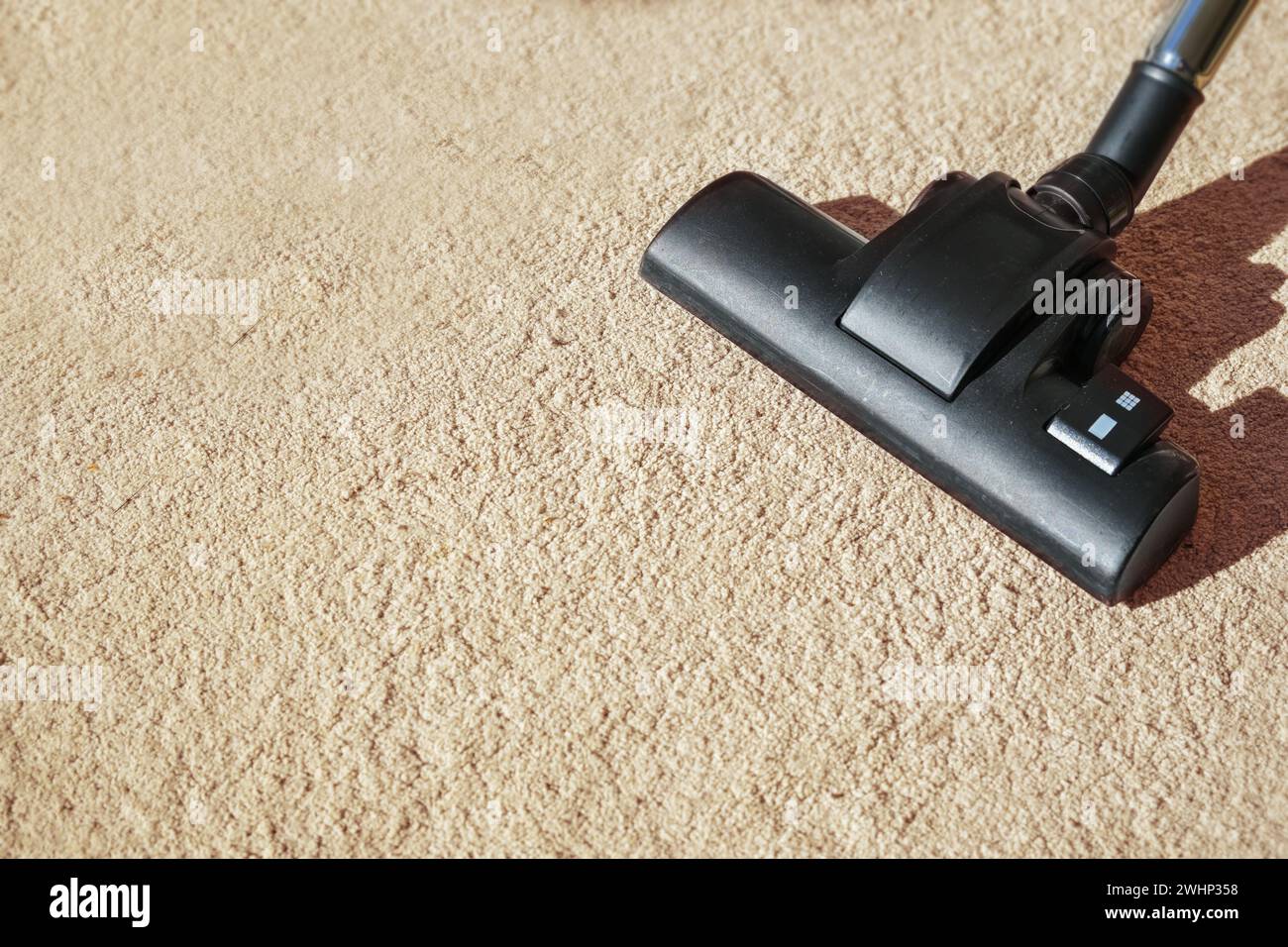 La limpieza con aspirador de ácaros colchón eliminador de polvo con lámpara  UV Fotografía de stock - Alamy