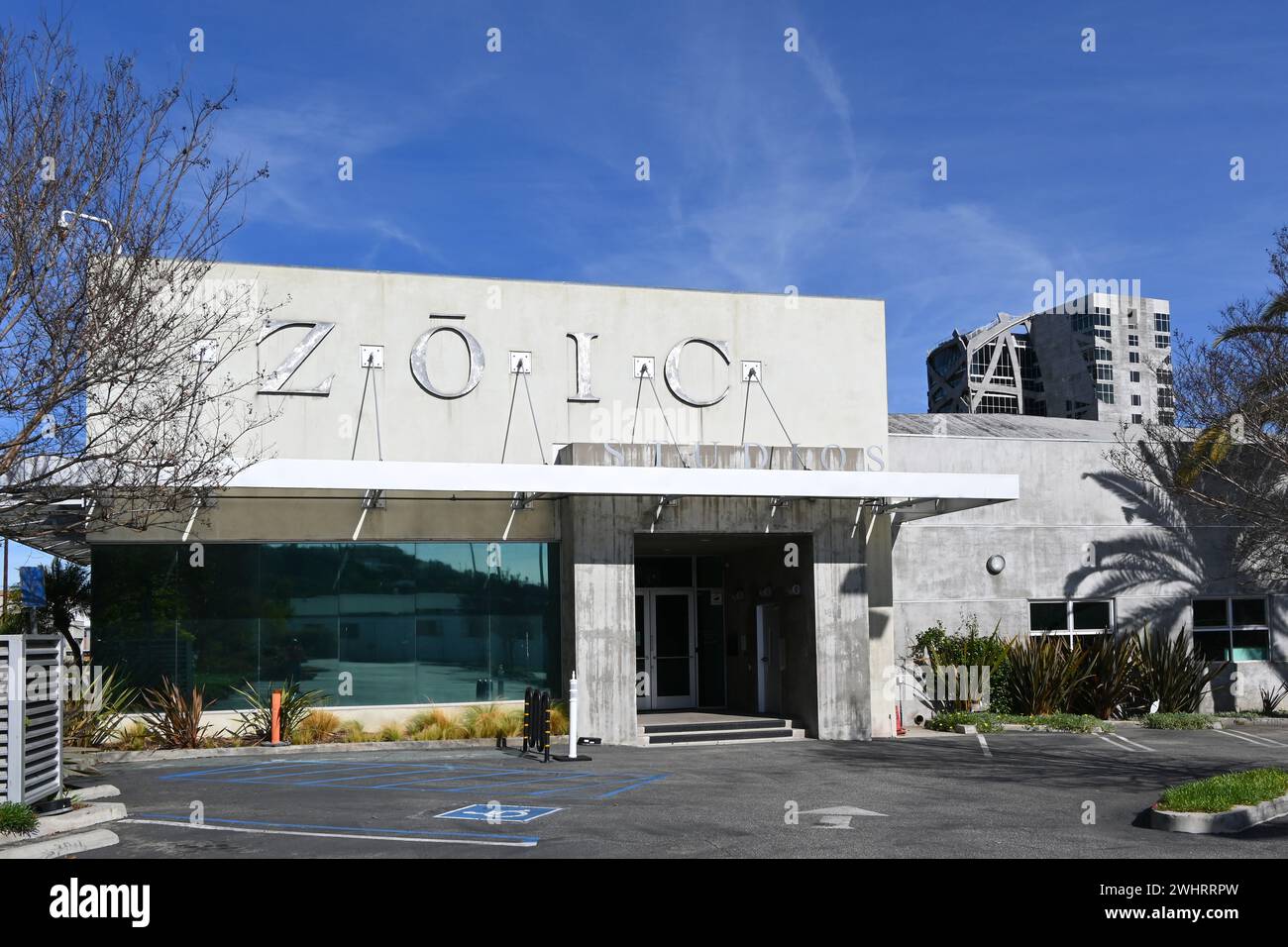 CULVER CITY, CALIFORNIA - 28 ENE 2024: ZOIC un estudio de animación en Hayden Tract. Foto de stock