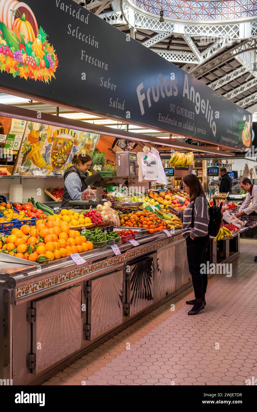 Mercado Central de alimentación, Valencia, España Foto de stock