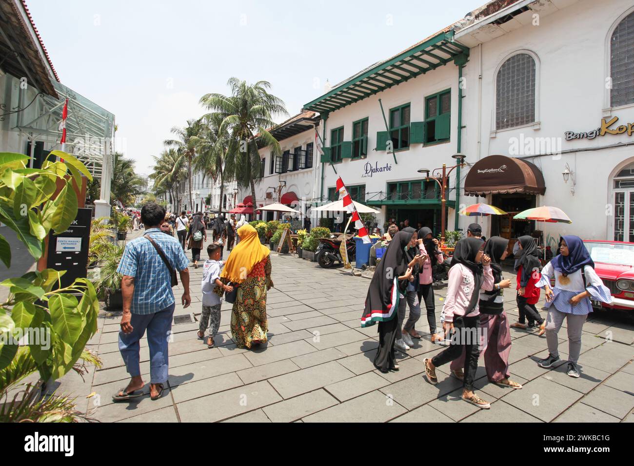Plaza Fatahillah en Kota Tua, el casco antiguo de Yakarta y centro de la antigua Batavia en Indonesia. Foto de stock