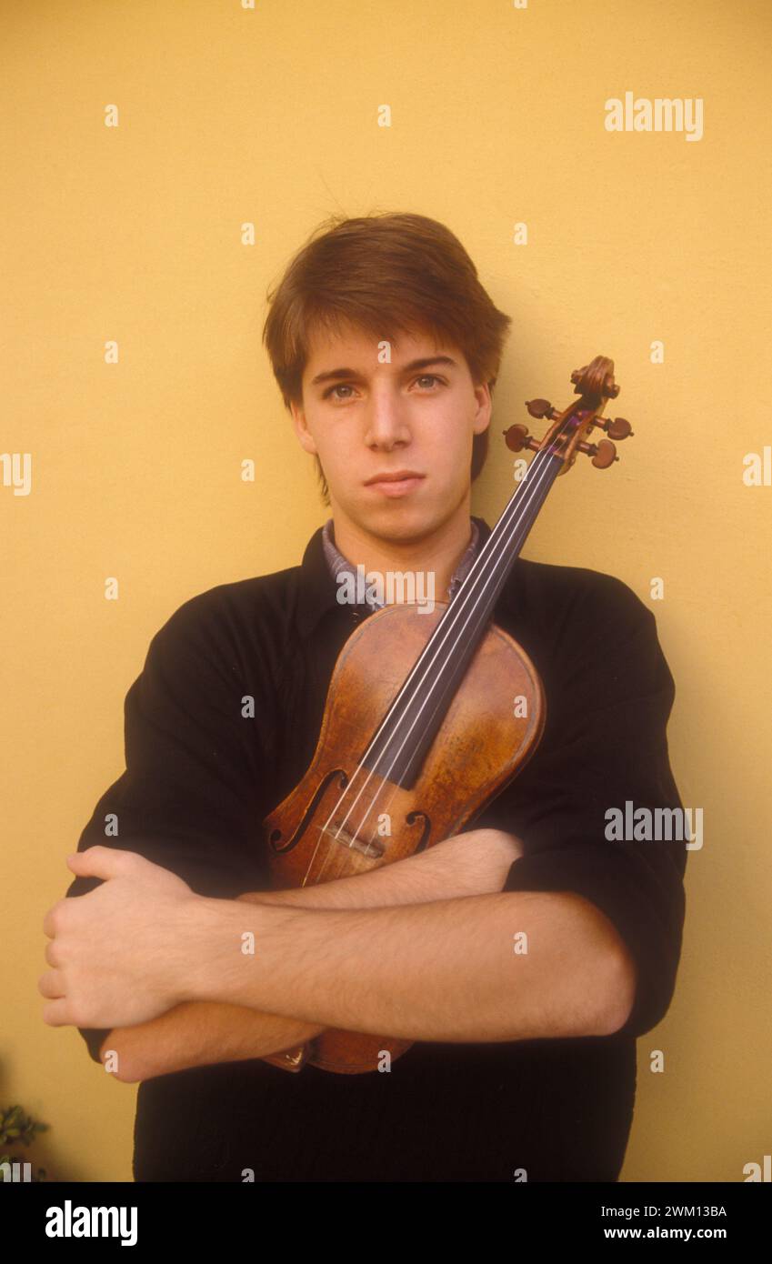 3827454 Josué Bell; (add.info.: Roma, 1988. Violinista estadounidense Joshua Bell / Roma, 1988. Il violinista americano Joshua Bell); © Marcello Mencarini. Todos los derechos reservados 2024. Foto de stock