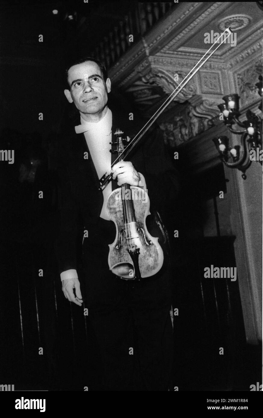 MME4710068 Retrato del violinista Leonid Kogan en 1959.; (add.info.: Retrato del violinista Leonid Kogan en 1959.); © Marcello Mencarini. Todos los derechos reservados 2024. Foto de stock