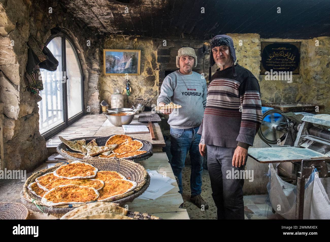 Siria, restaurante inn en el paso Ein Hlakin Foto de stock