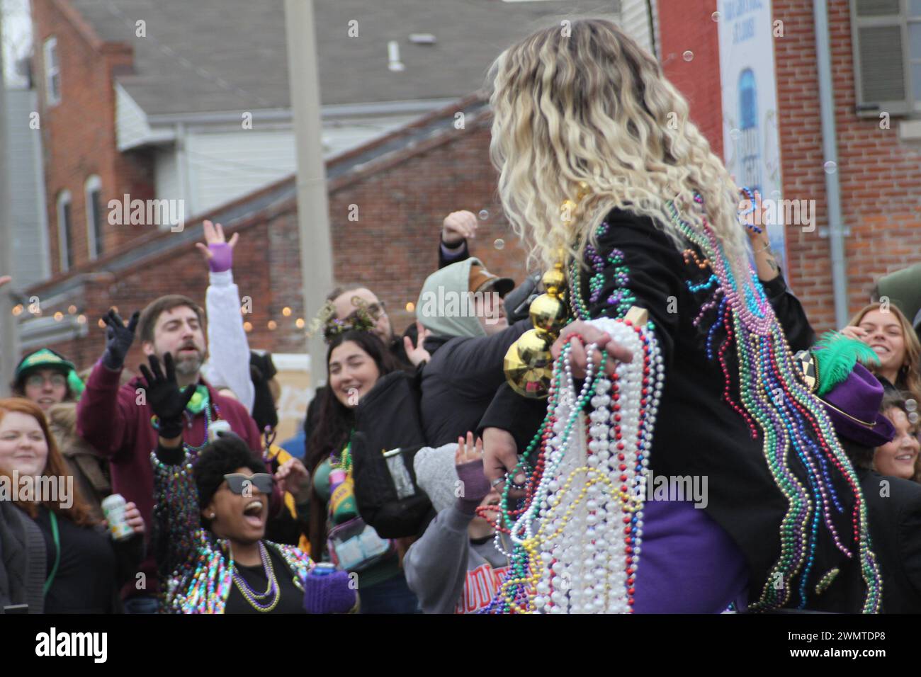 Mardi Gras St. Louis Bud Light Parade 2024 en SoulardSt. Louis