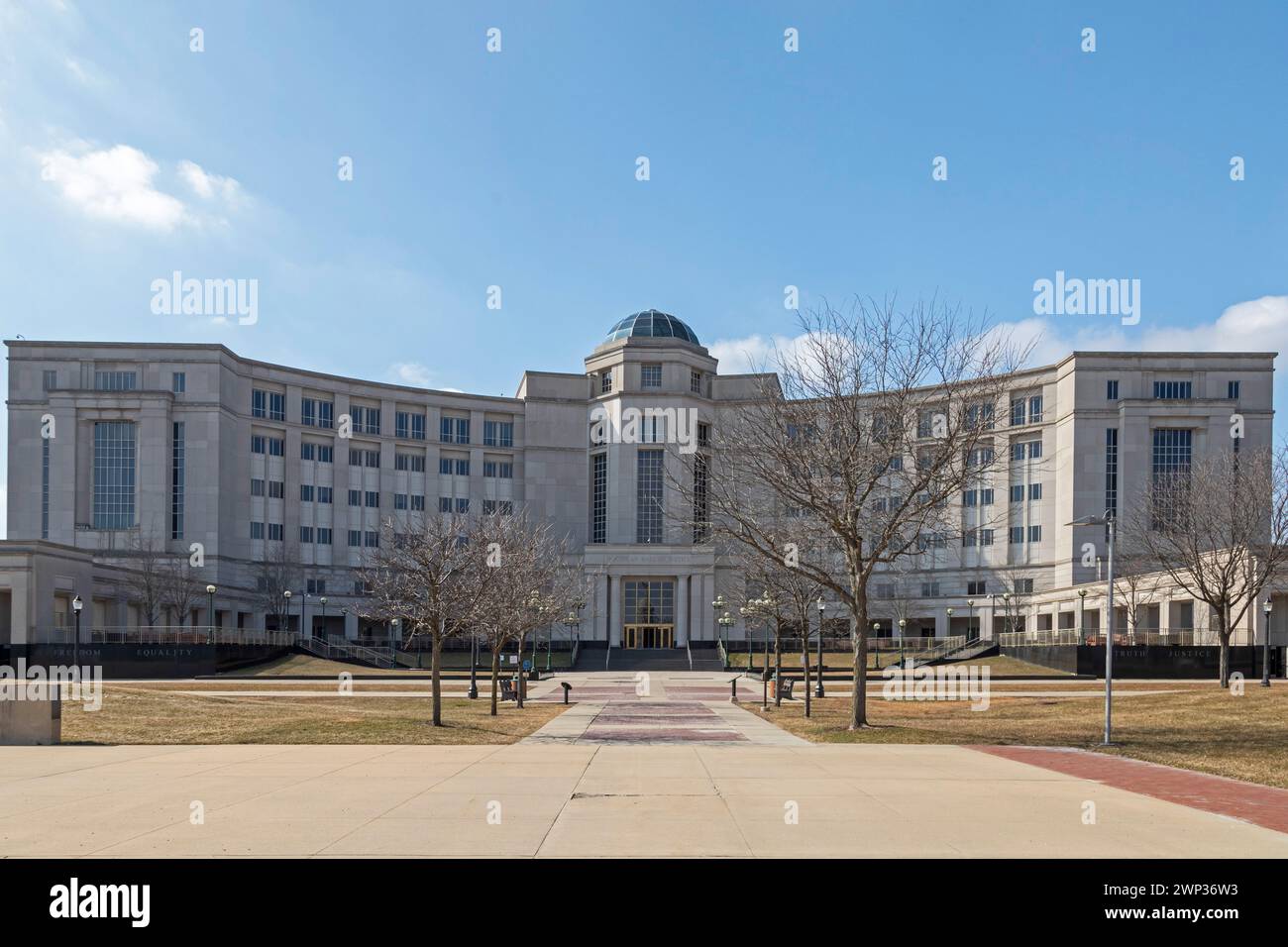 Lansing, Michigan - El Salón de Justicia de Michigan. El edificio alberga la Corte Suprema de Michigan y otros tribunales. Foto de stock