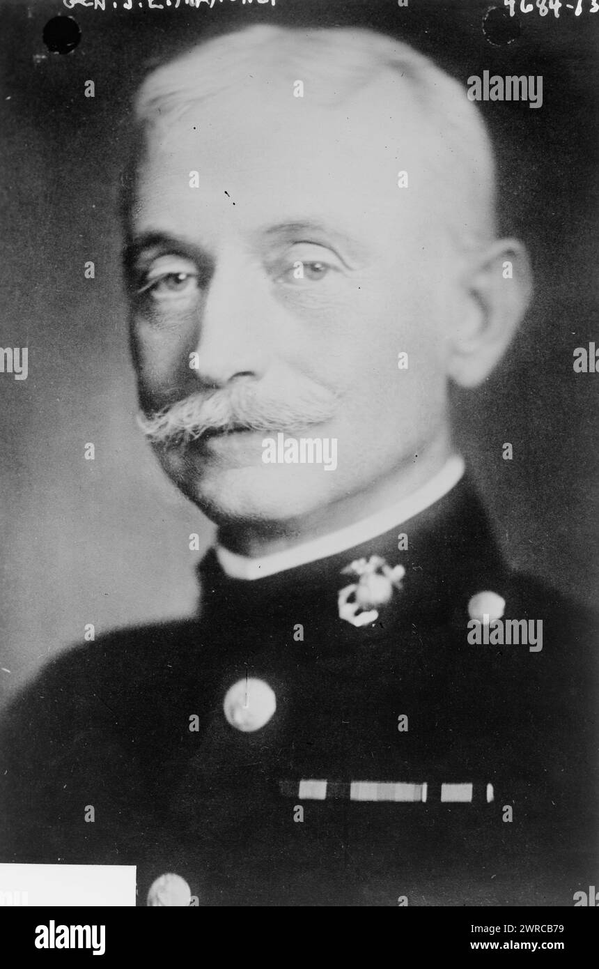 El general J.E. Mahoney, fotografía muestra a James Edward Mahoney (1858-1926), quien fue un oficial en el Cuerpo de Marines de los Estados Unidos., 1918 5 de julio, Cristal Negativos, 1 Negativo: Vidrio Foto de stock