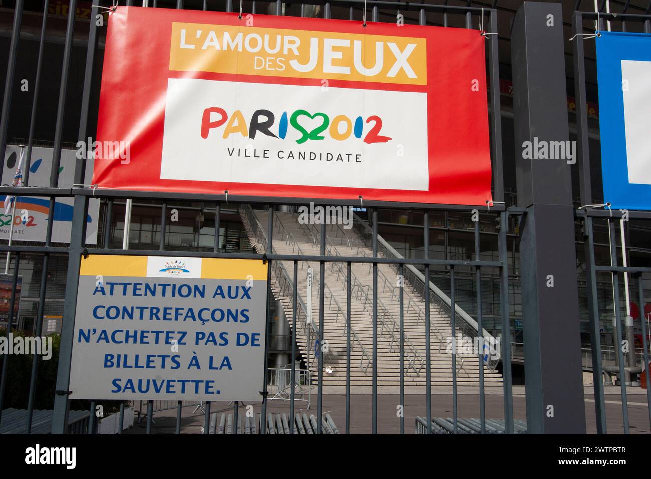 Anuncio de Paris2012 en el stade de France en Saint Denis en 2005. Como se conoce París perdió y los Juegos Olímpicos de 2012 tuvieron lugar en Londres. París tenía que hacerlo Foto de stock