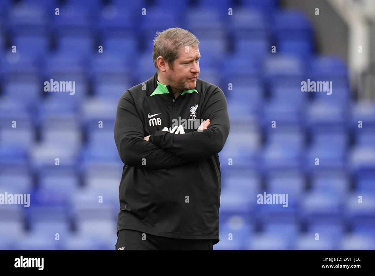 Liverpool FC v West Ham United FC Barclays Superliga Femenina PRENTON PARK TRANMERE INGLATERRA MARZO 2024. El entrenador Matt Beard del Liverpool durante el partido de la Superliga Femenina de Barclays entre el Liverpool FC y el West Ham United FC en el Prenton Park Tranmere el 17 de marzo de 2024 en Birkenhead, Inglaterra. (Foto Alan Edwards para F2images) Foto de stock