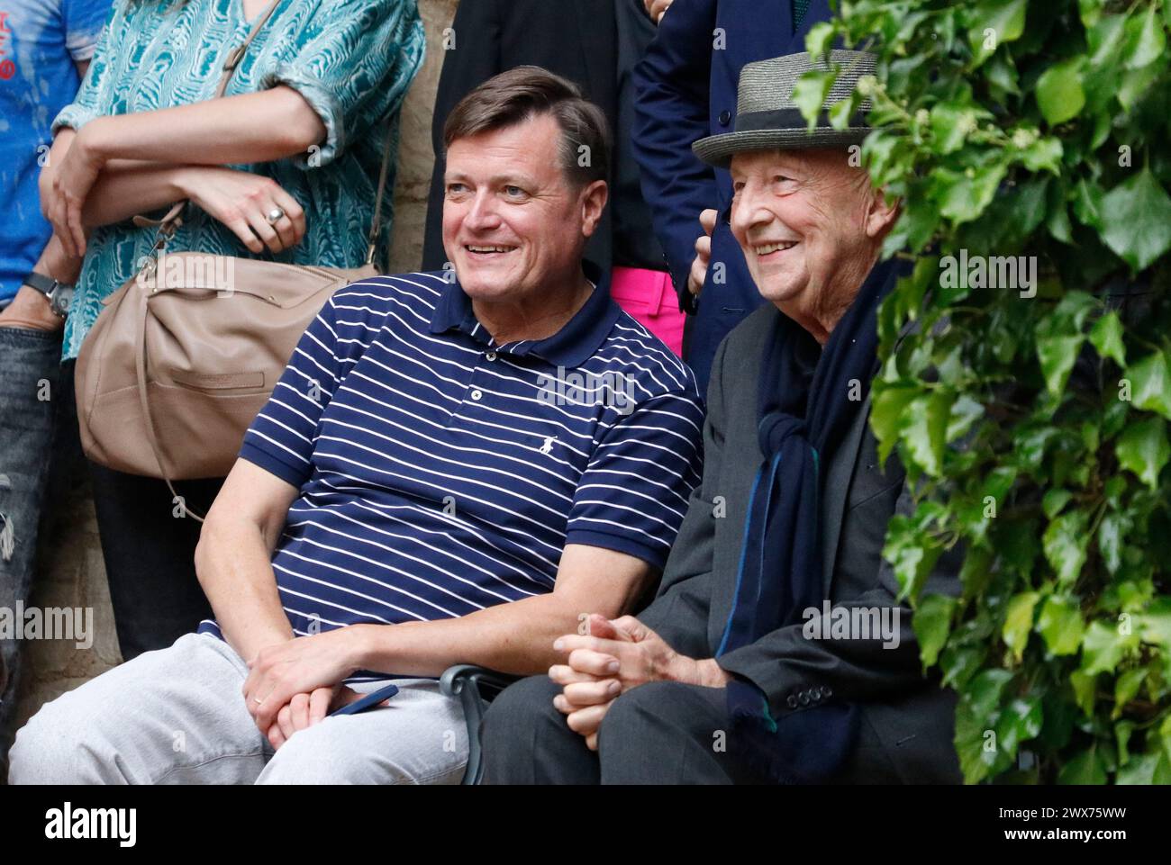 Christian Thielemann, Georg Baselitz - Eroeffnung der Ausstellung 'Schinkel nach Athen tragen', Pomonatempel, Belvedere, Pfingstberg. 27 de agosto de 2022, Foto de stock