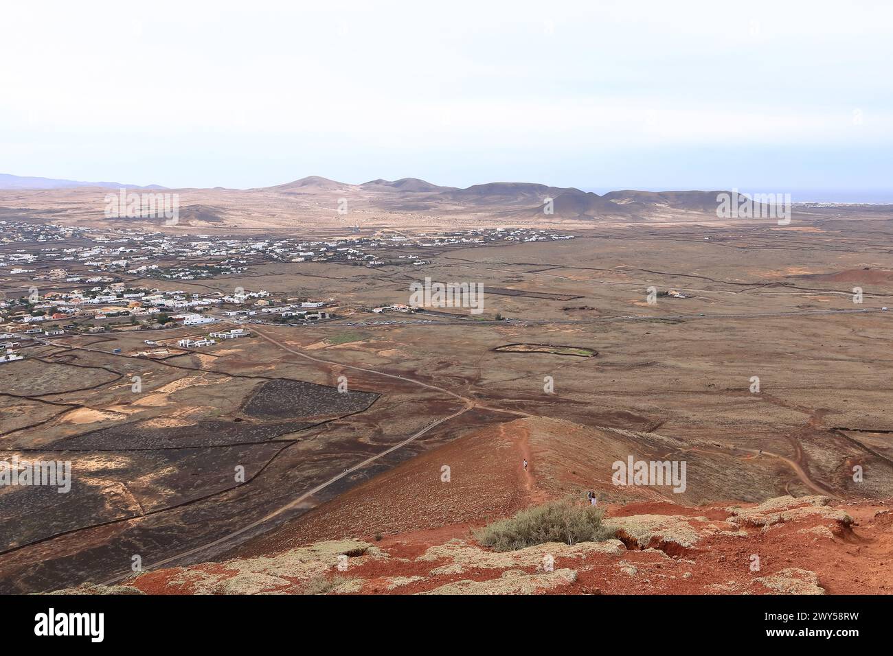 Vista al este del Volcán Calderón Hondo en Fuerteventura, Islas Canarias, España Foto de stock