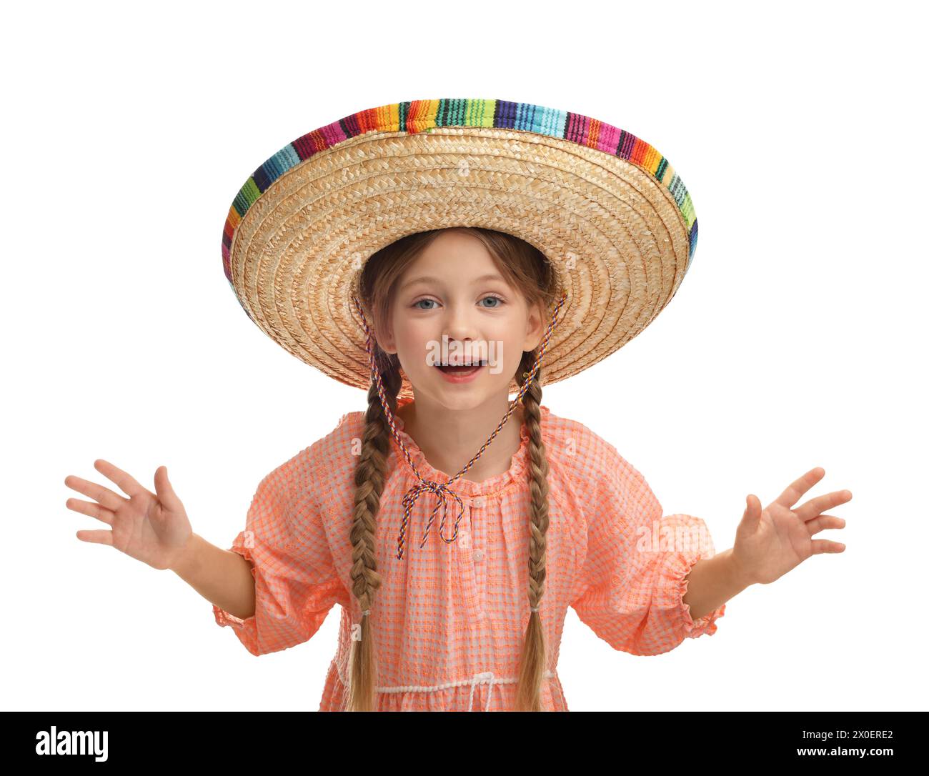 Chica linda en sombrero mexicano sobre fondo blanco Fotografía de stock -  Alamy