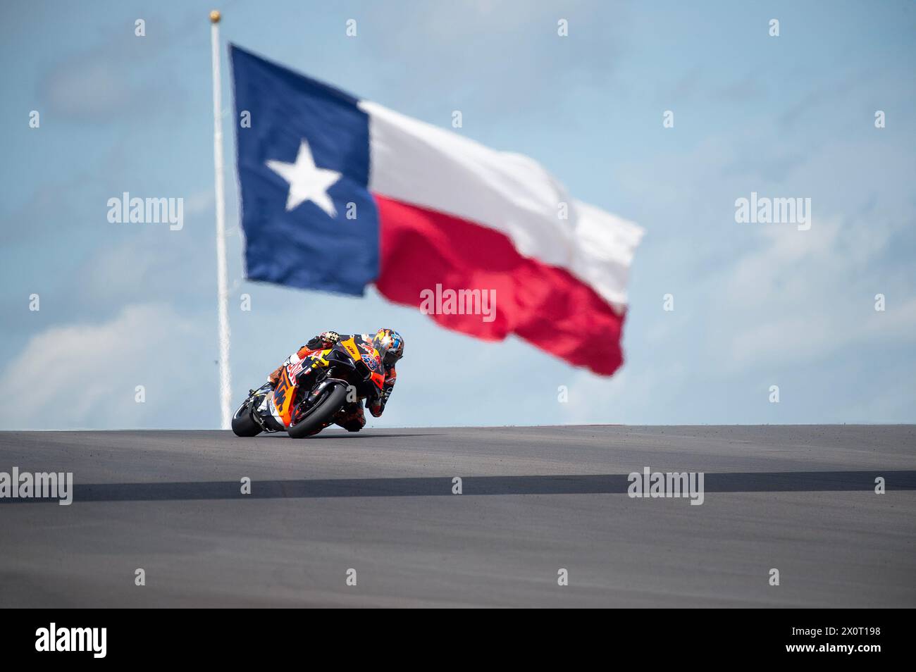 Las Américas. 13 de abril de 2024. Jack Miller (43) con Red Bull KTM Factory Racing en acción clasificatoria en el Gran Premio Red Bull de las Américas, Circuito de las Américas. Austin, Texas. Mario Cantu/CSM(Imagen de crédito: © Mario Cantu/Cal Sport Media). Crédito: csm/Alamy Live News Foto de stock