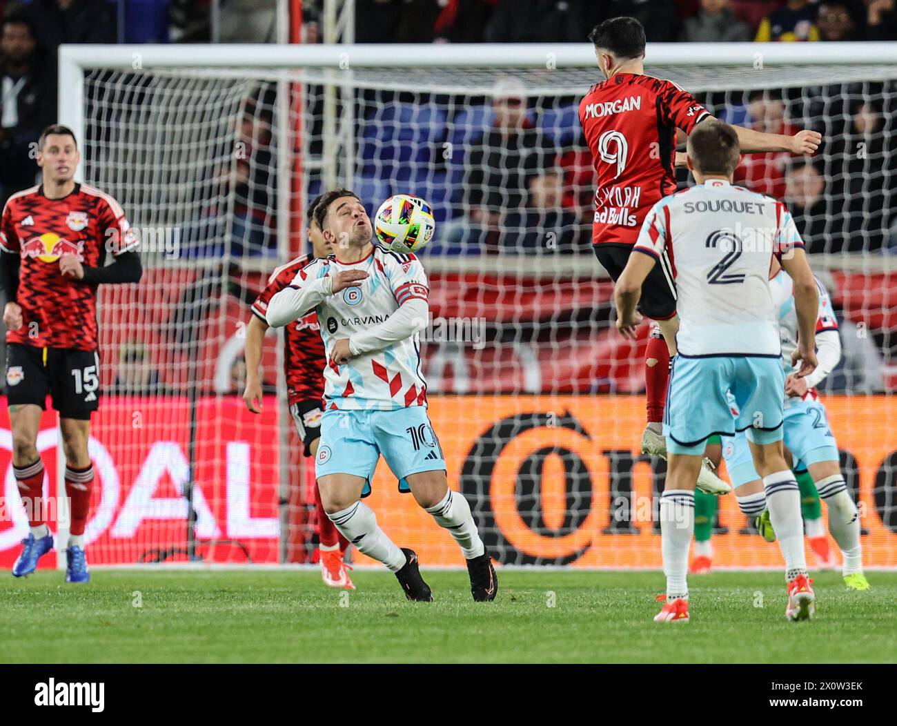 Harrison, Nueva Jersey, EE.UU.. 13 de abril de 2024. El centrocampista de Chicago Fire Xherdan Shaqiri (10) juega el balón fuera de su hombro durante el juego de la MLS entre el Chicago Fire y los New York Red Bulls en el Red Bull Arena en Harrison, NJ Mike Langish/CSM (Imagen de crédito: © Mike Langish/Cal Sport Media) (Imagen de crédito: © Mike Langish/Cal Sport Media). Crédito: csm/Alamy Live News Foto de stock