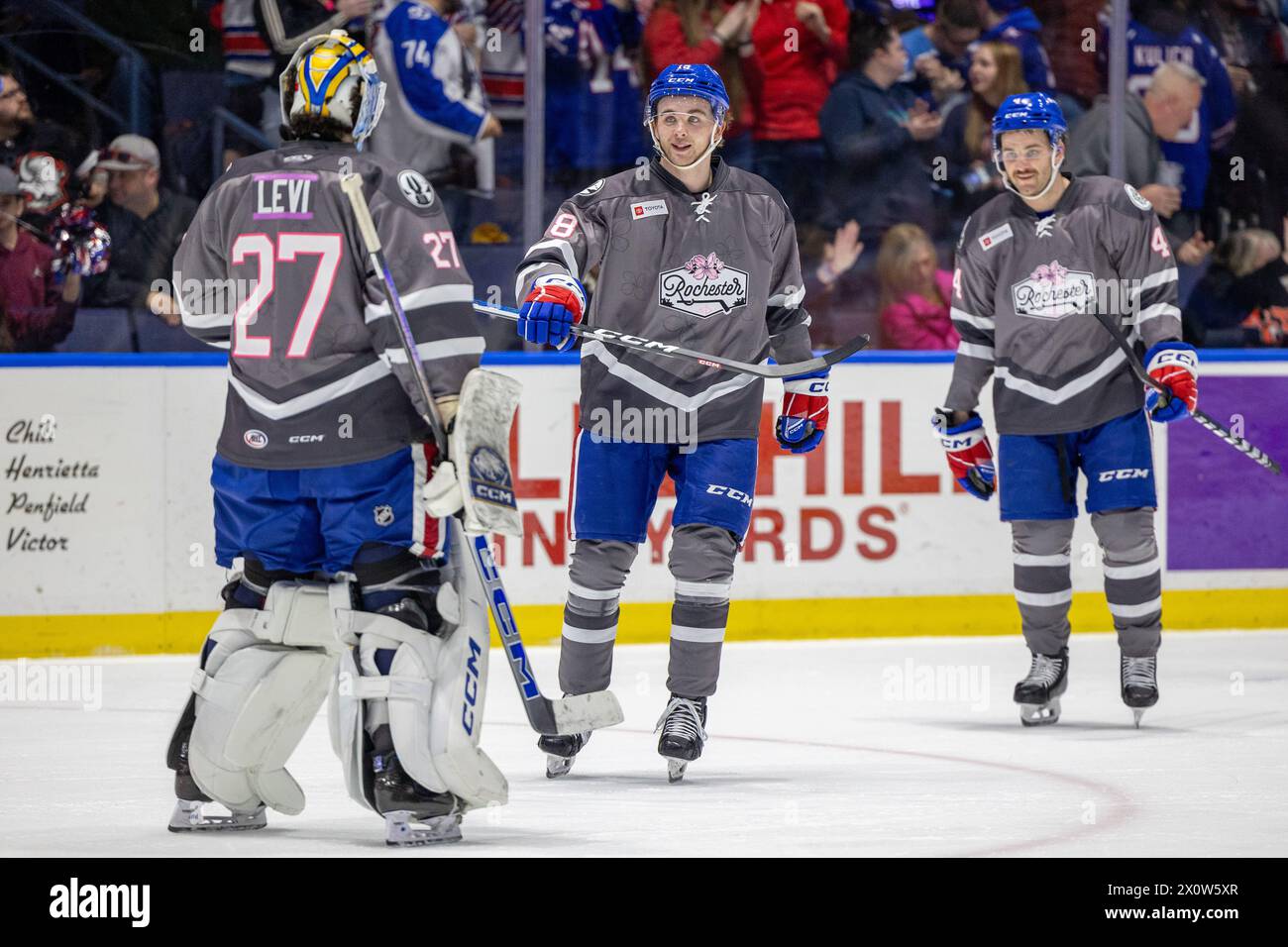 13 de abril de 2024: El delantero estadounidense de Rochester Isak Rosen (18 años) celebra un gol en el primer período contra los senadores de Belleville. Los estadounidenses de Rochester recibieron a los Senadores de Belleville en la noche de Roc the Rink en un partido de la Liga Americana de Hockey en el Blue Cross Arena en Rochester, Nueva York. (Jonathan Tenca/CSM) Foto de stock