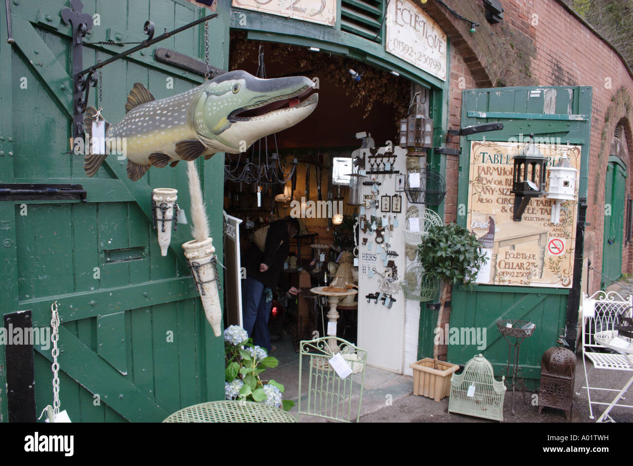 Una tienda de cosas extrañas! Foto de stock