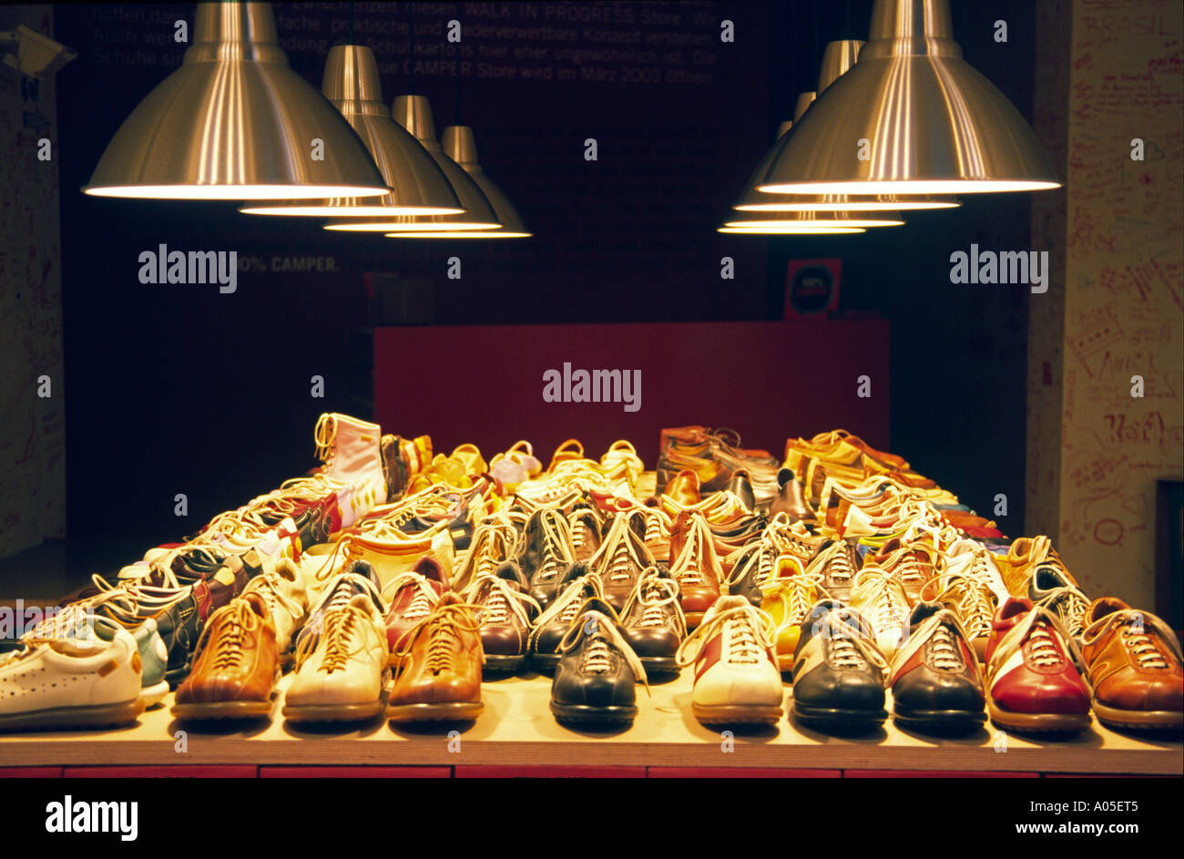 Camper shoes fotograf as e im genes de alta resoluci n Alamy