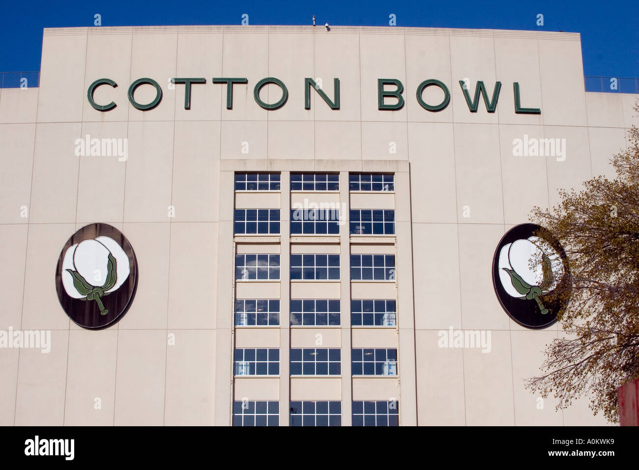 Cotton bowl stadium fotografías e imágenes de alta resolución Alamy
