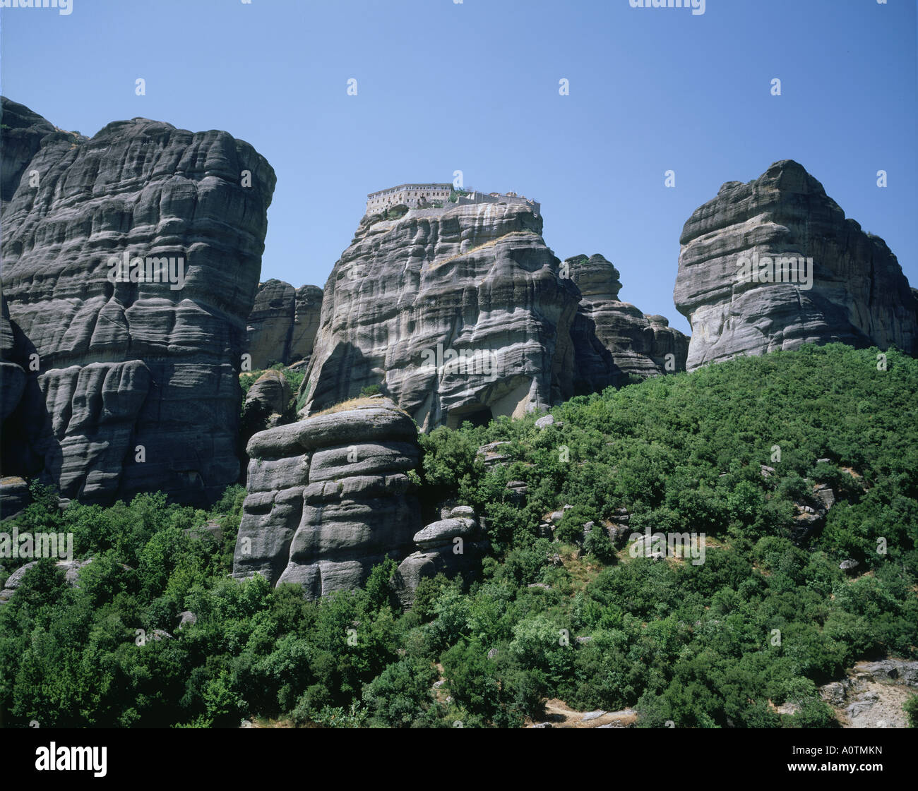 Rocas de formas extravagantes Monasterio Meteora Foto de stock