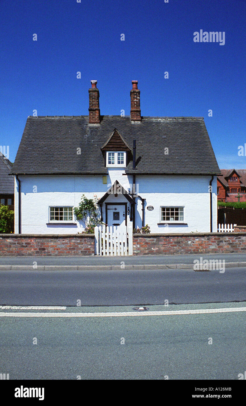 Escuela Cottage, Appleton Thorn, Warrington, Inglaterra Foto de stock