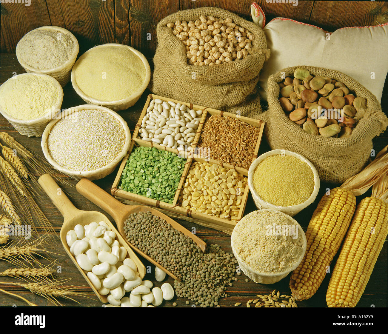 Harina de fava fotografías e imágenes de alta resolución Alamy