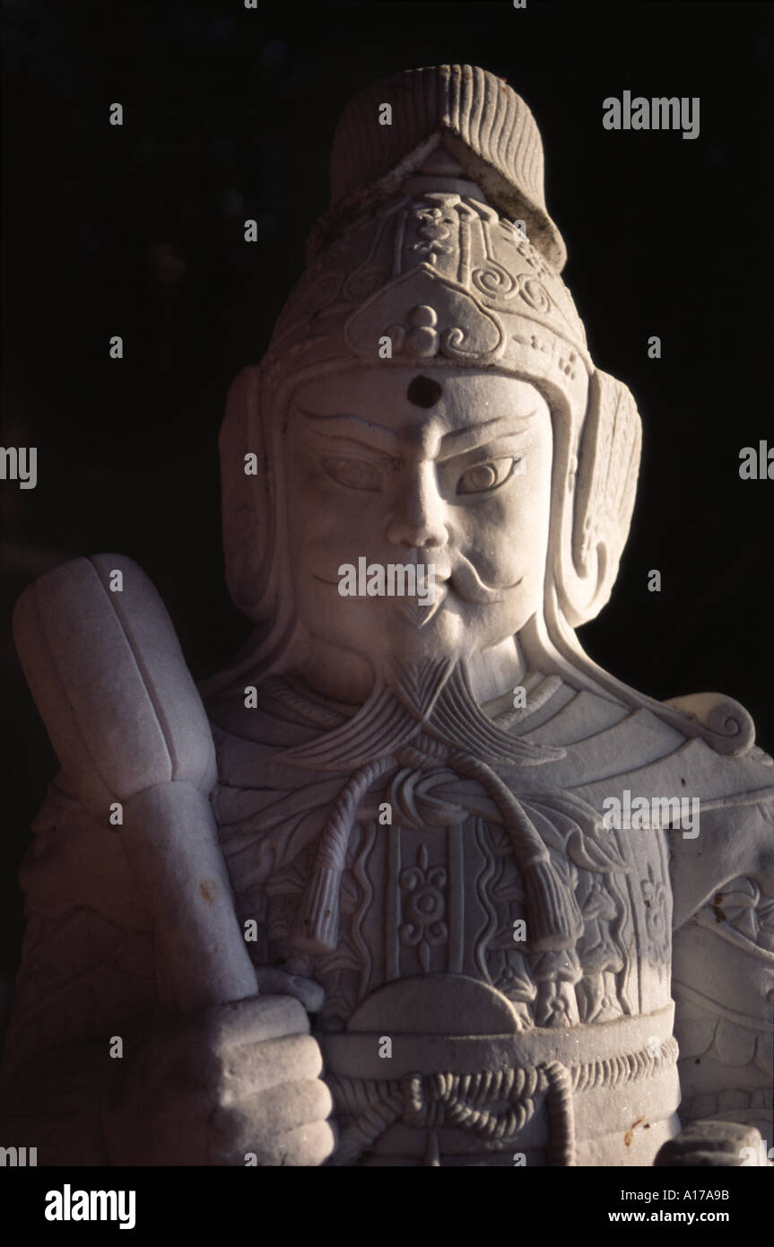Estatua de la China antigua deidad guerrera en Hong Kong Foto de stock