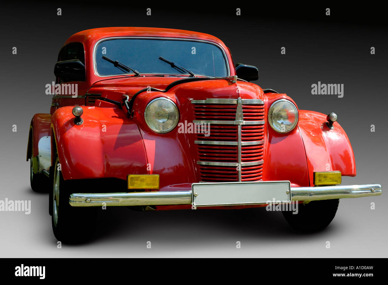 Moskvitch Rojo Ruso Foto de stock