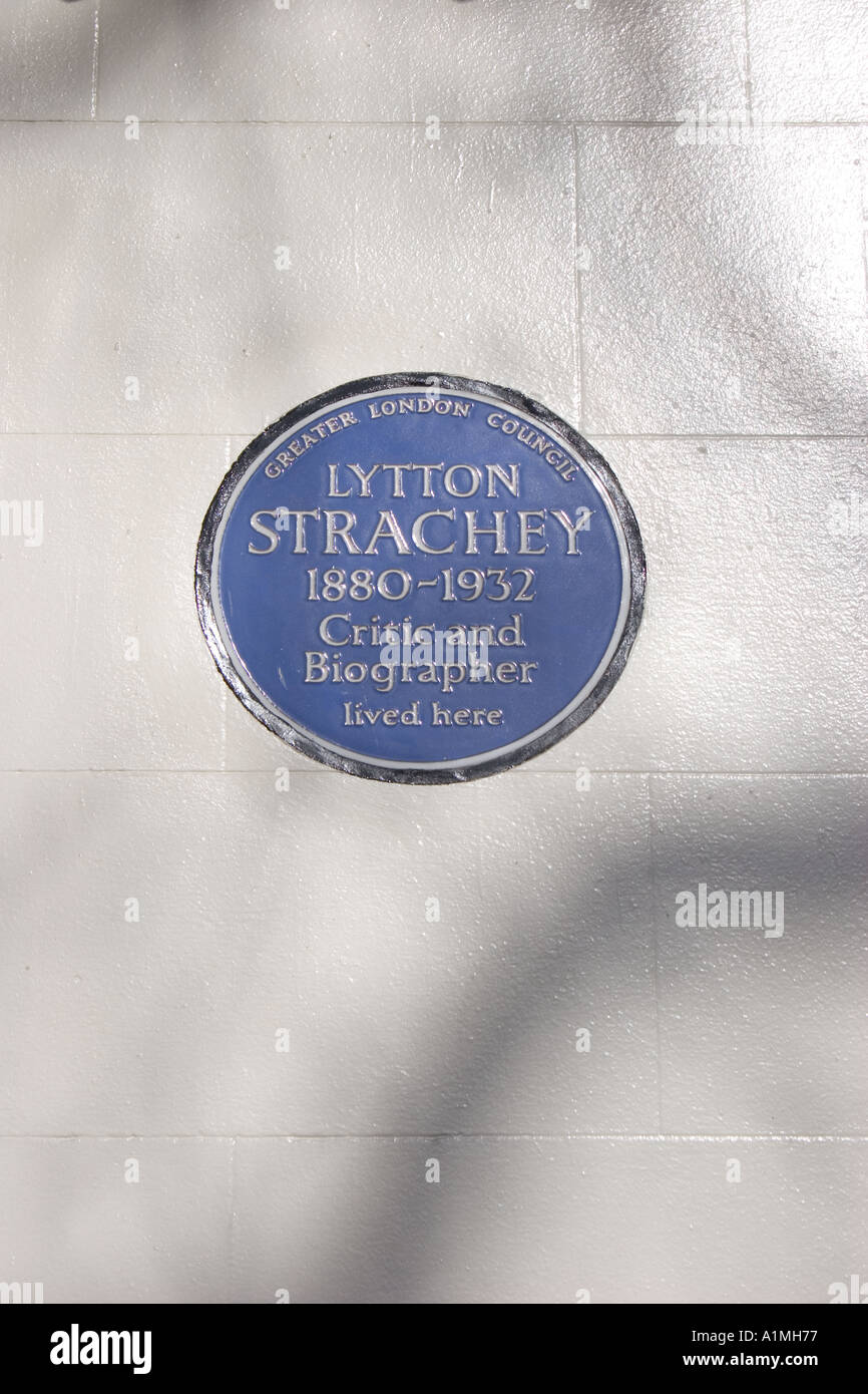 Placa conmemorativa a Lytton Strachey Gordon Square Bloomsbury Londres England Reino Unido Europa Foto de stock