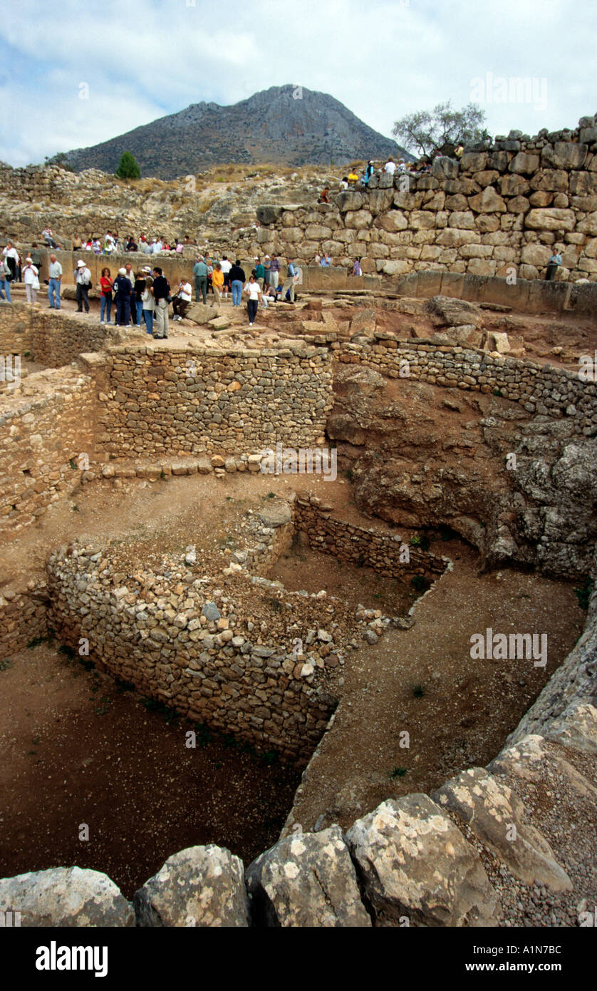 Círculo de la tumba de micenas fotografías e imágenes de alta resolución Página 2 Alamy