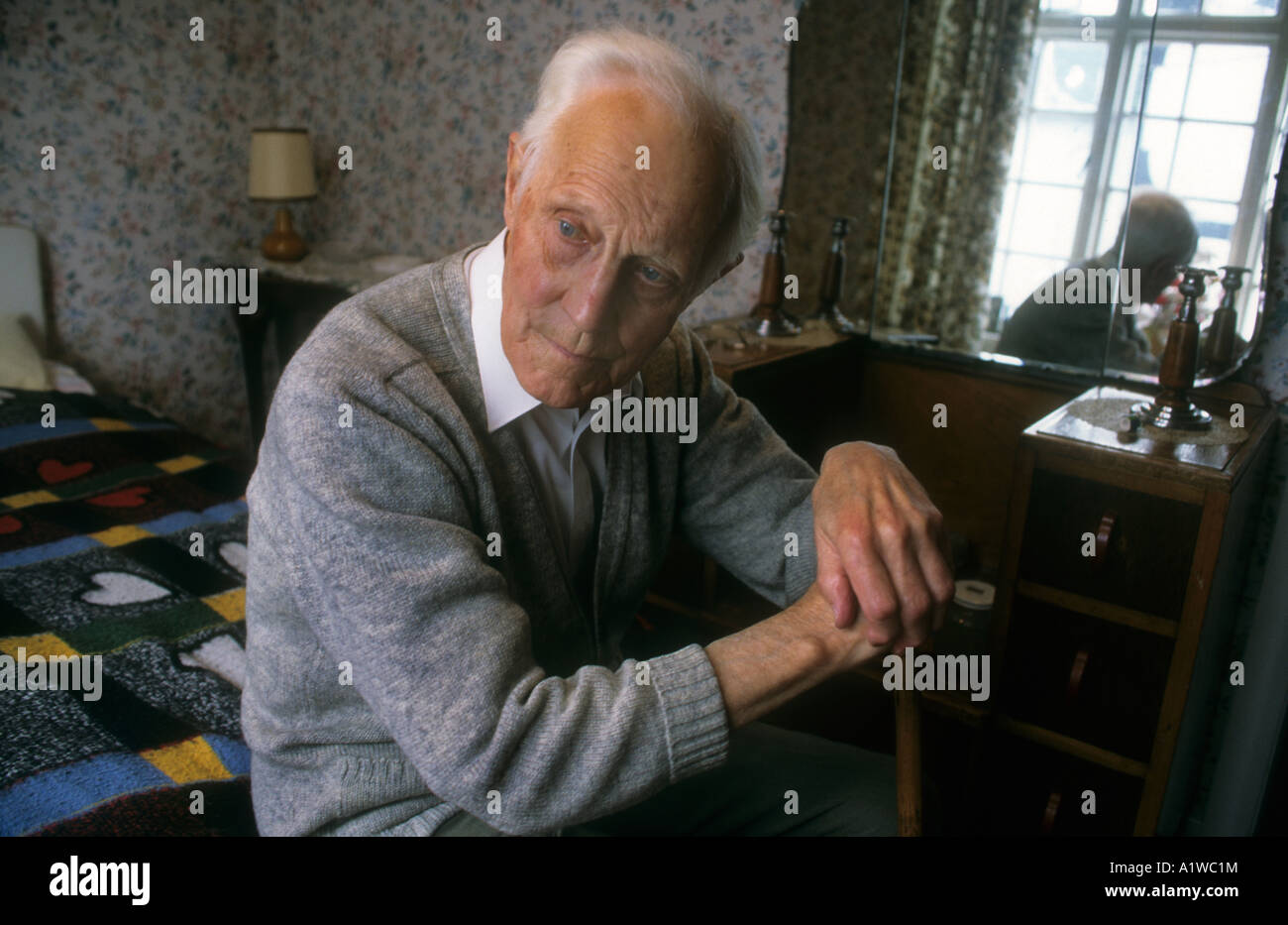 Vejez, Retrato de un hombre en su Senior de finales de los ochenta Foto de stock
