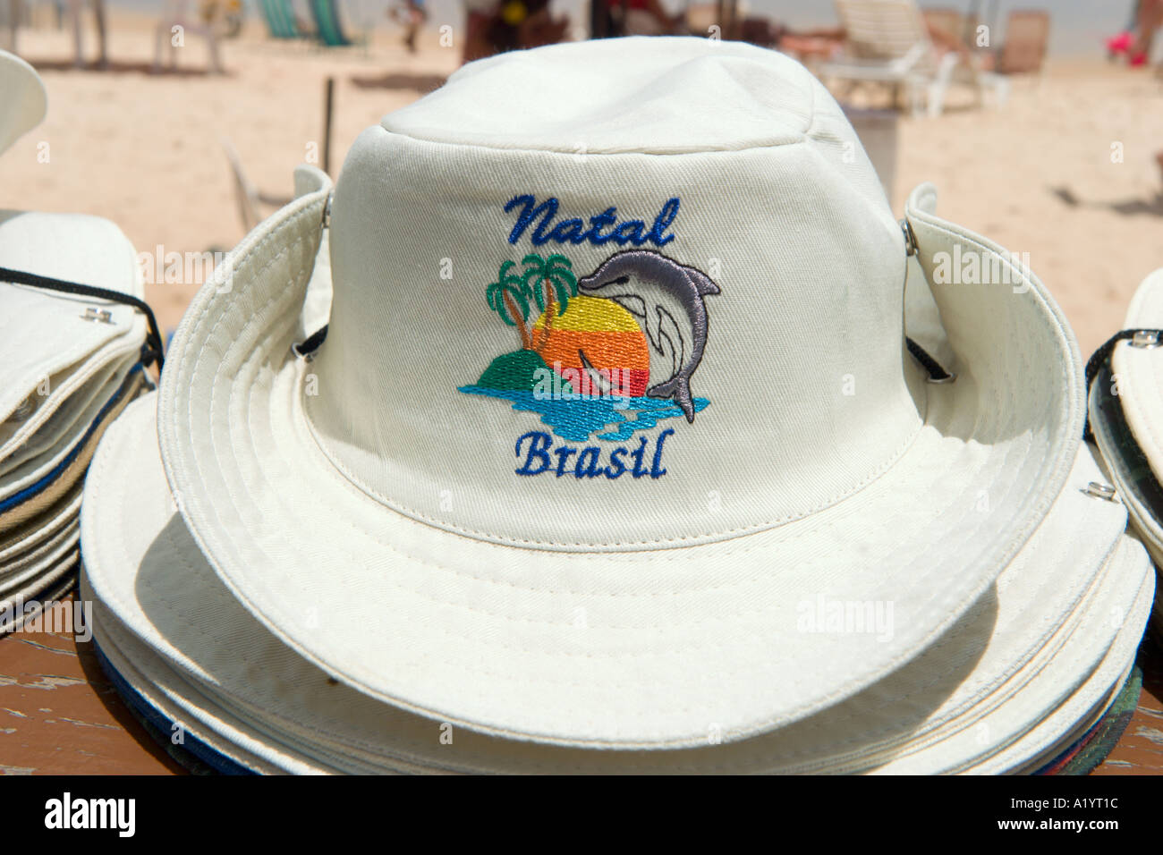 Sombreros para venta, Ponta Negra, Natal, Rio Grande do Norte, Brasil  Fotografía de stock - Alamy