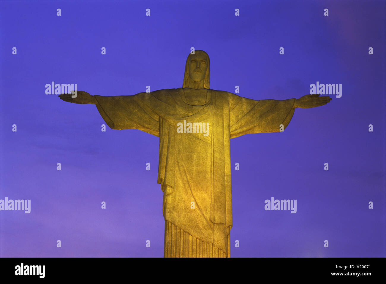 Canchas de la estatua del Cristo Redentor en 710m en el monte Corcovado por encima de Río de Janeiro, Brasil Sudamérica G Hellier Foto de stock