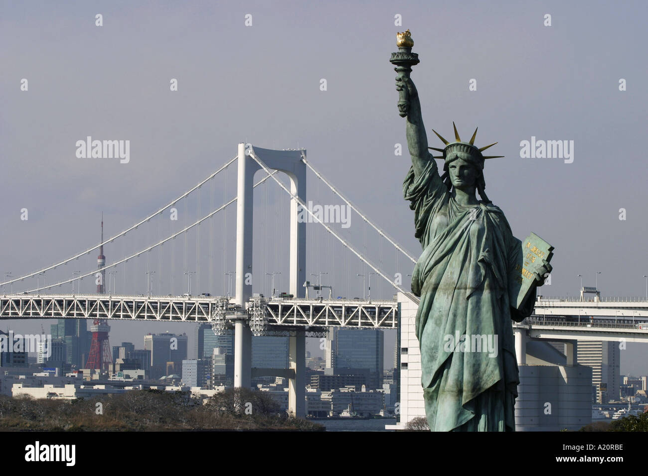 Estatua De La Libertad De Odaiba La Bahia De Tokio Tokio Japon Fotografia De Stock Alamy Estatua De La Libertad De Odaiba La Bahia De Tokio Tokio Japon Fotografia De Stock Alamy