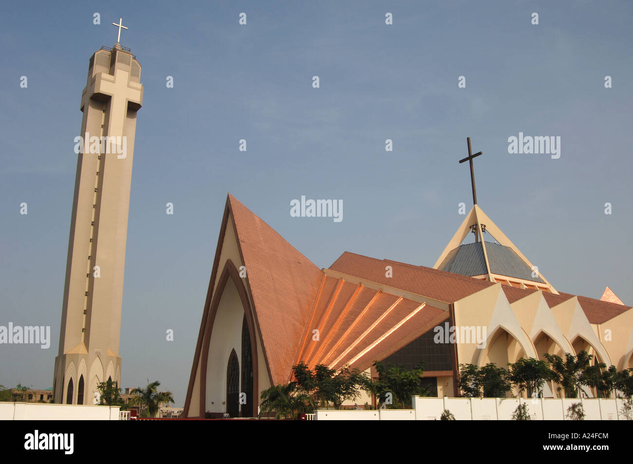 Catedral anglicana, Abuja, Nigeria Fotografía de stock - Alamy