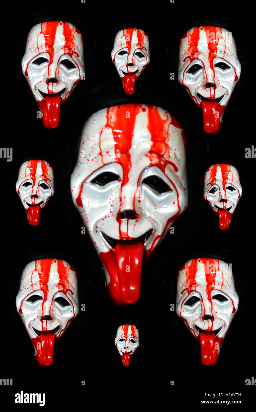 Scary movie mask fotografías e imágenes de alta resolución - Alamy