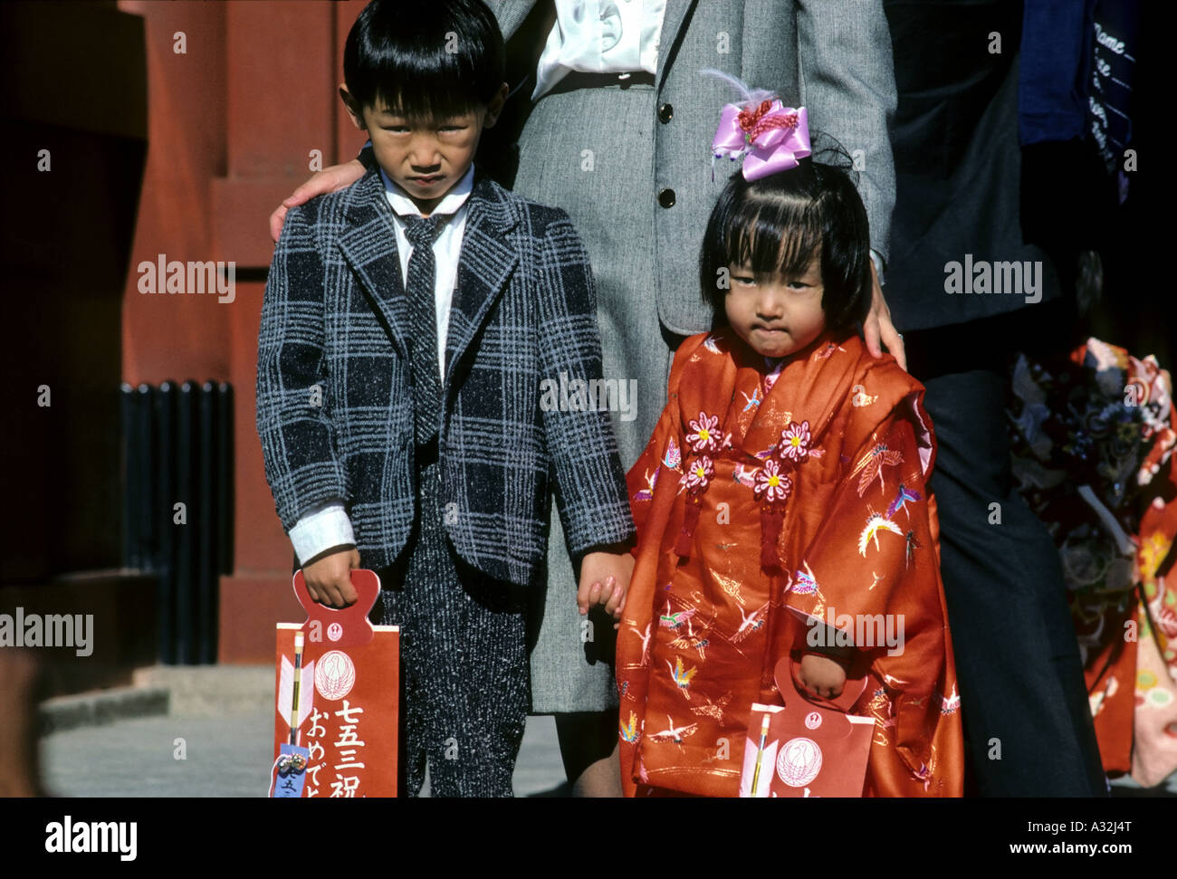 Japanese tradition children fotografías e imágenes de alta resolución -  Alamy