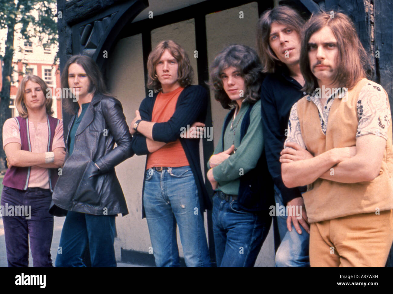 STATUS QUO lineup en 1968 desde la izquierda Rick Parfitt Francis Rossi Alan Lancaster Roy Lynes John Coglan Foto de stock