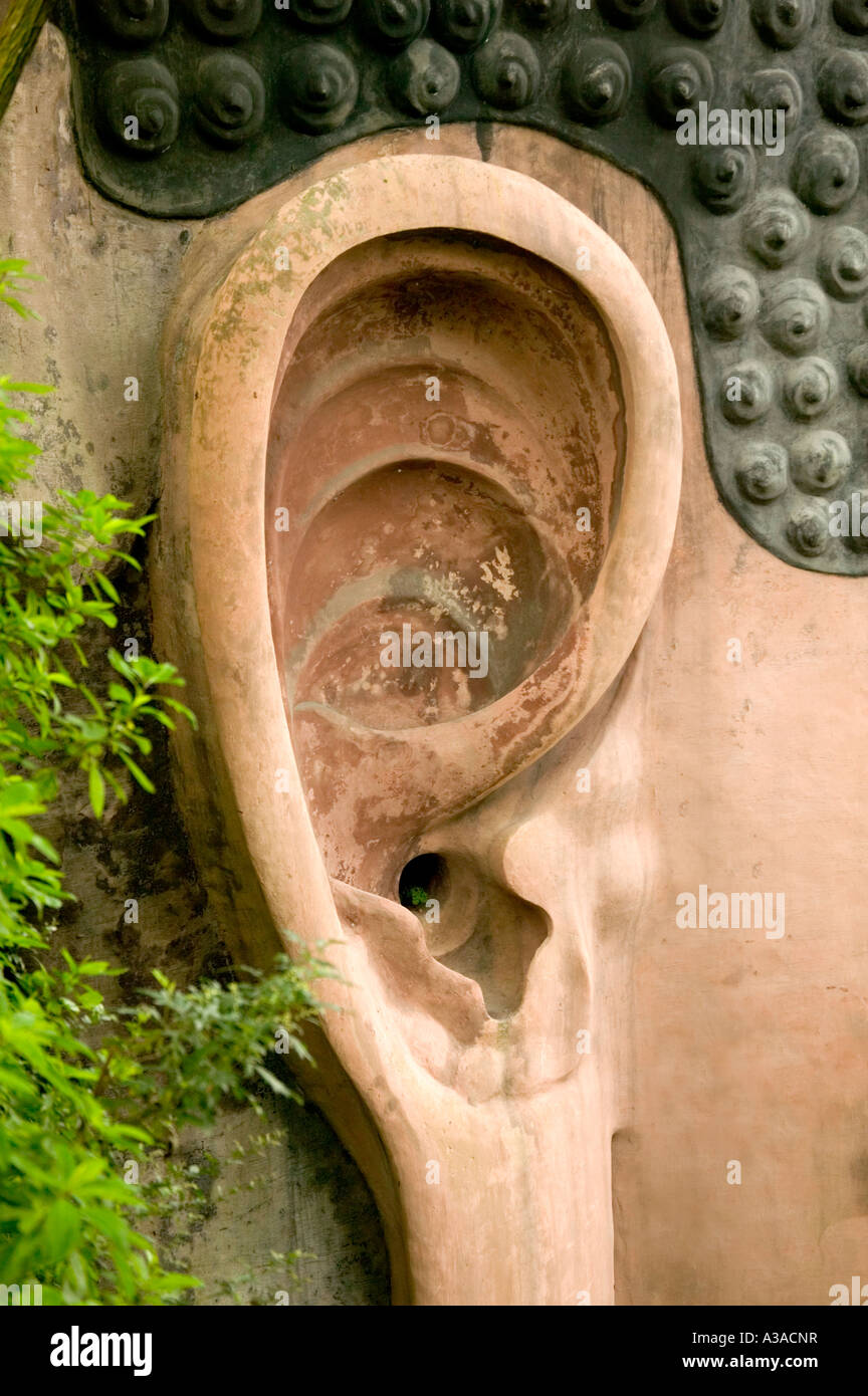 Oído del Buda Gigante, Leshan, China Fotografía de stock Alamy
