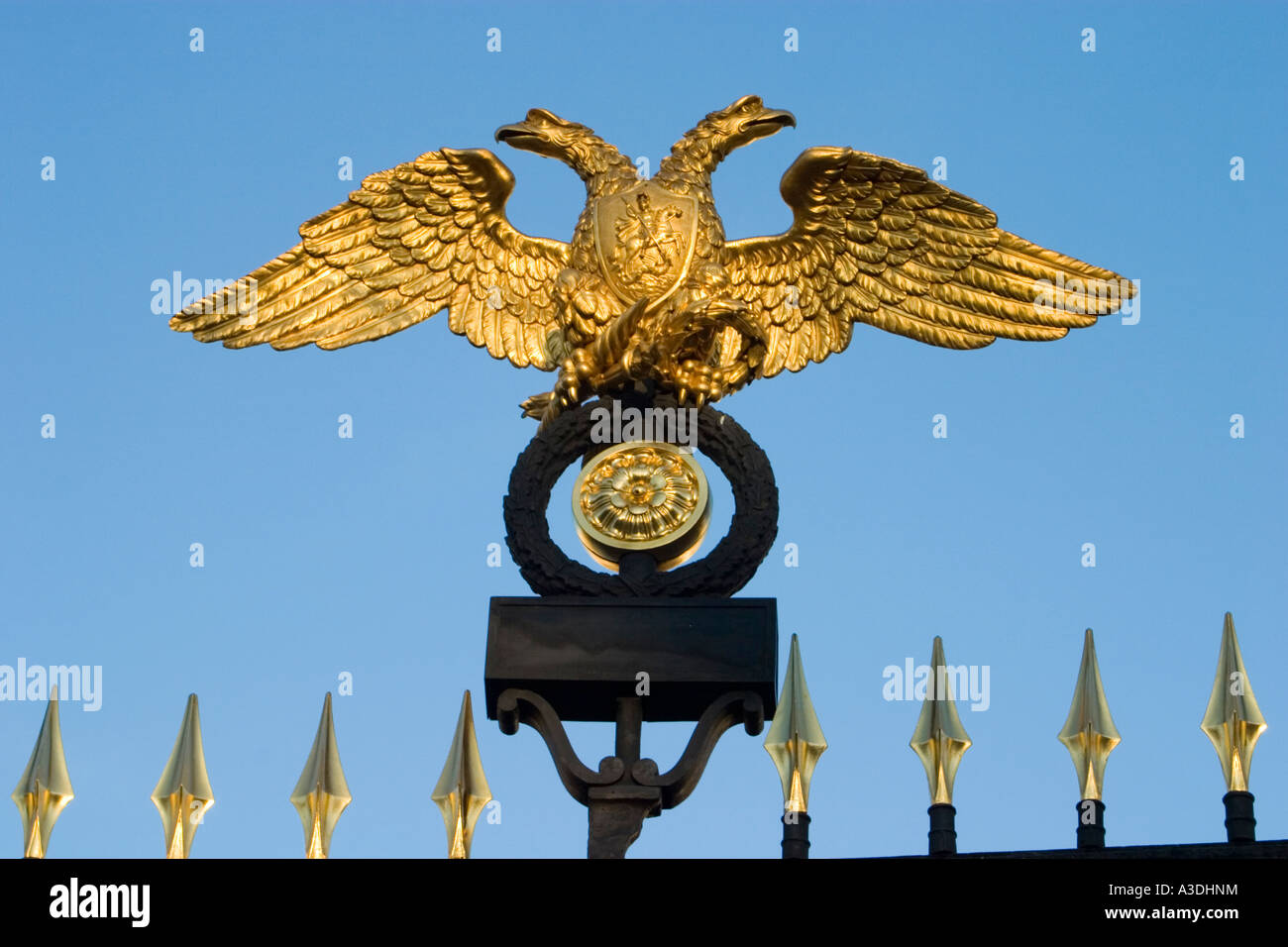 Top 74+ imagen que significa el aguila de dos cabezas Abzlocal.mx