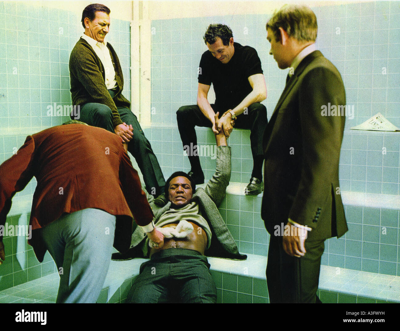 La división de 1968 MGM/espectro crimen film con Jim Brown se apaleaba Foto de stock