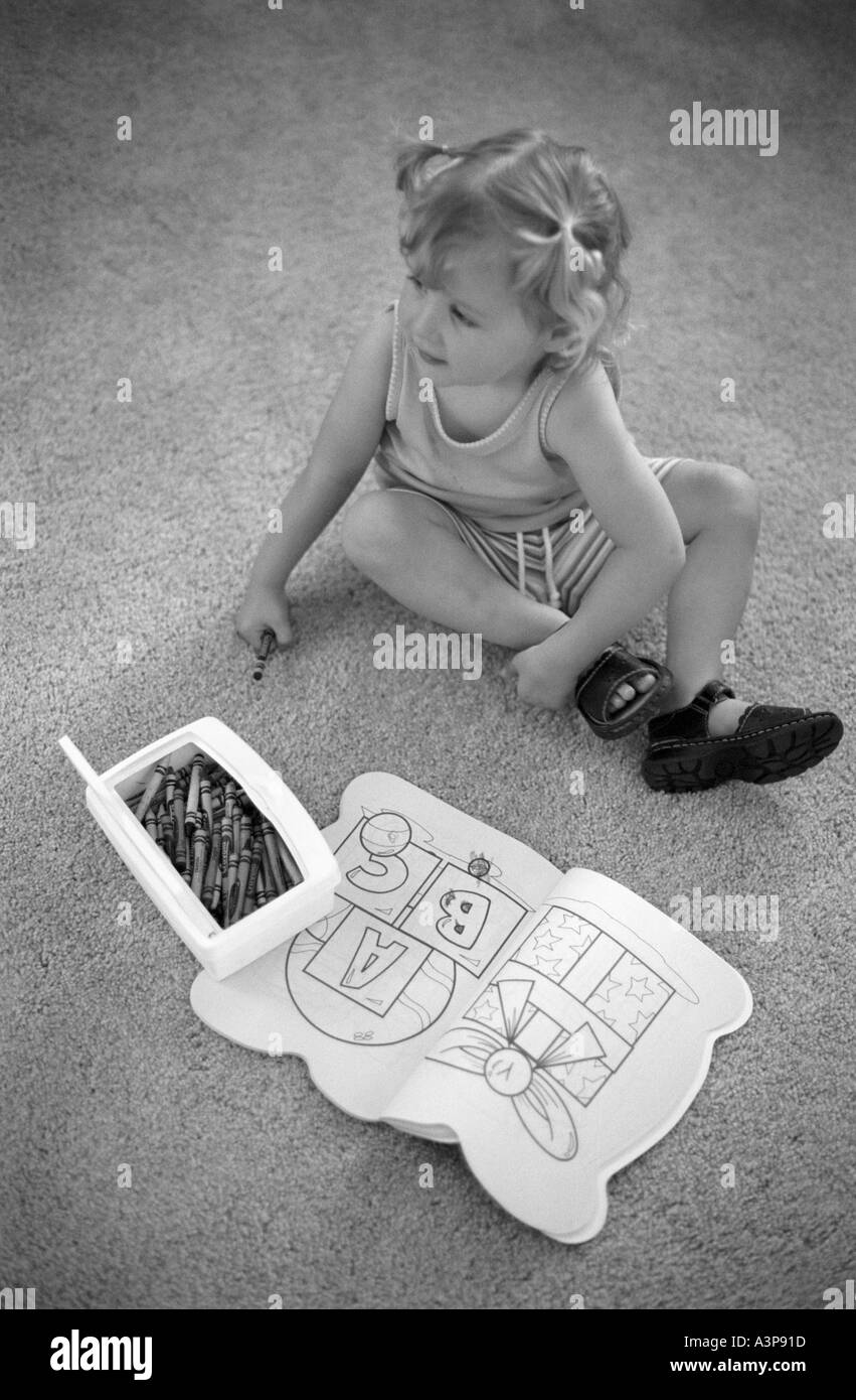 Crayones para colorear Imágenes de stock en blanco y negro - Alamy