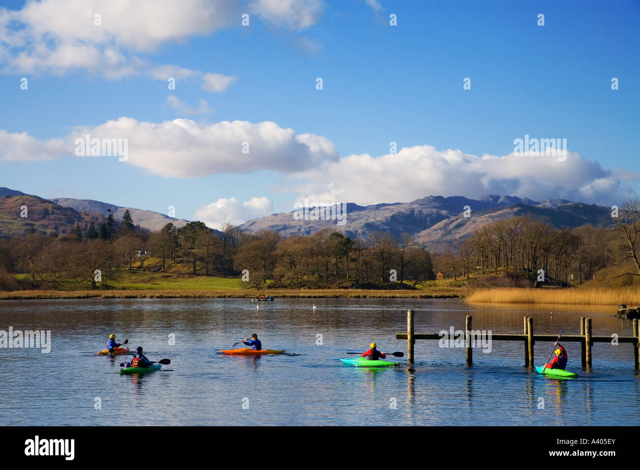 Centro de deportes acuáticos en el lago Windermere, Cumbria, Lake District, Inglaterra, Reino Unido. Foto de stock