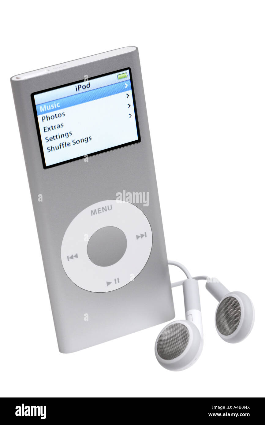 Reproductor MP3 Ipod Nano recortadas sobre fondo blanco. Foto de stock
