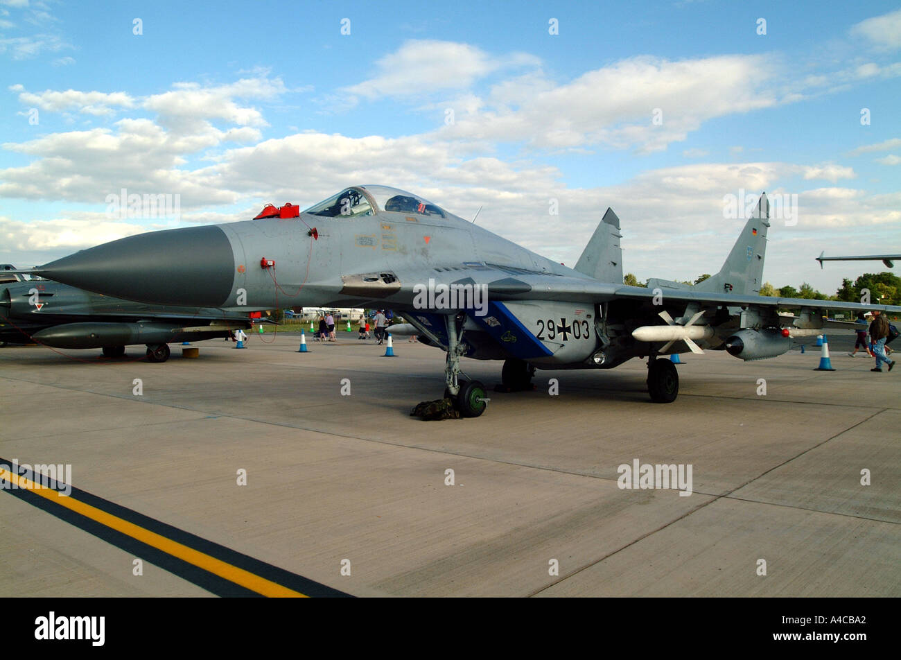 Mig fotografías e imágenes de alta resolución - Alamy