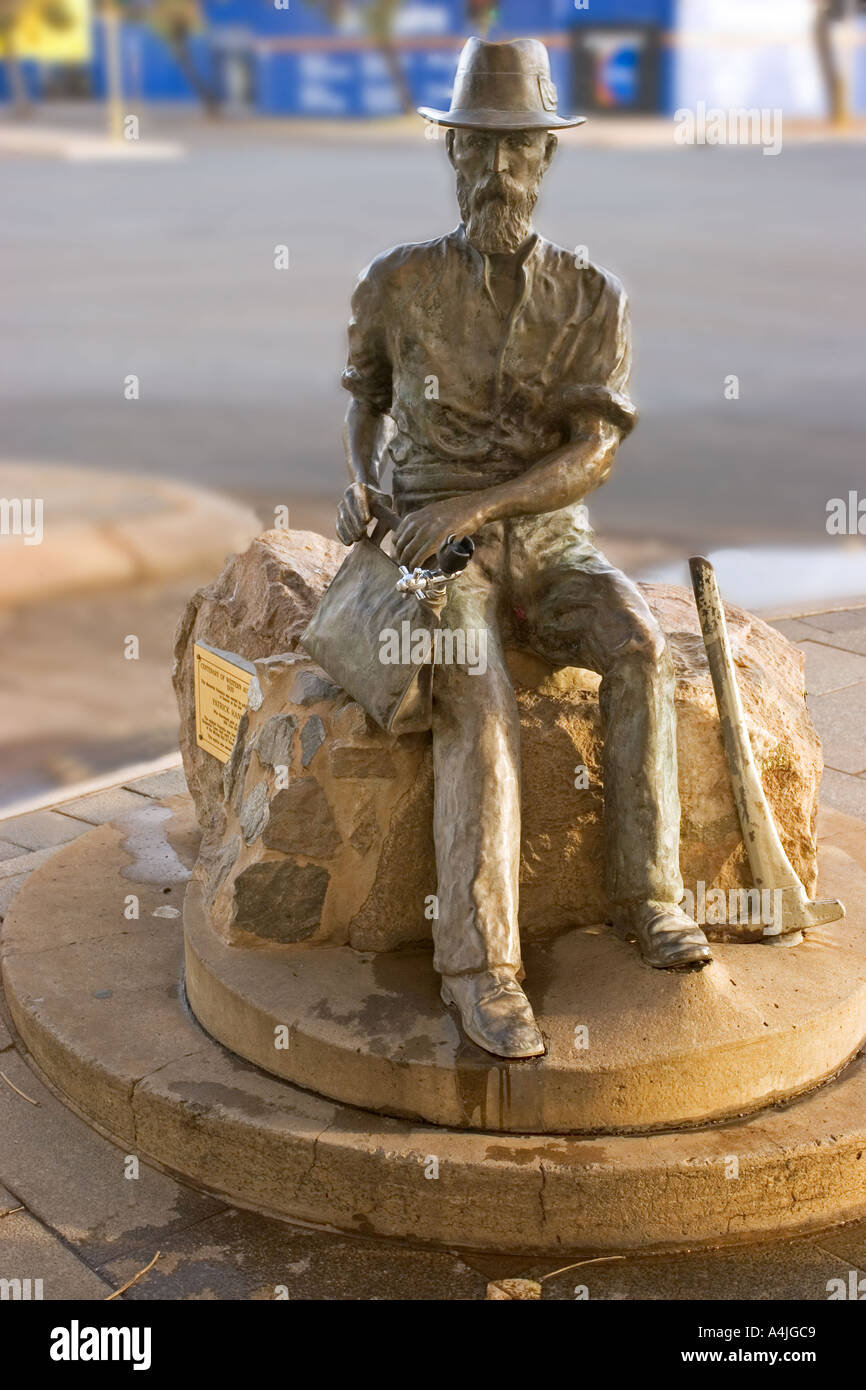 Prospektor statue fotografías e imágenes de alta resolución Alamy