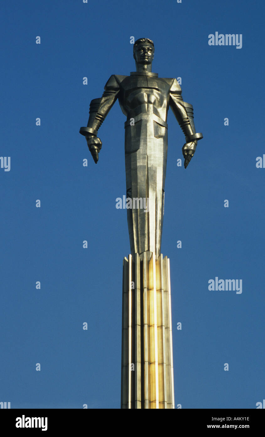Monumento a Yuri Gagarin Rusia s primer hombre en el espacio Moscú