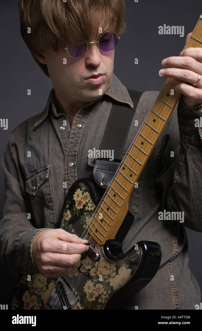 Playing Guitar Jamming John Lennon Fender Telecaster Man Fotos e Imágenes  de stock - Alamy