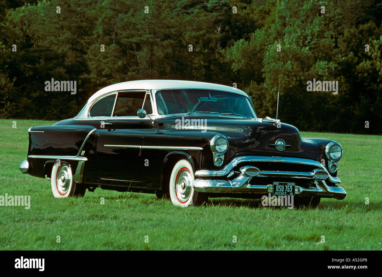 Oldsmobile Rocket 88 de 1953 Foto de stock