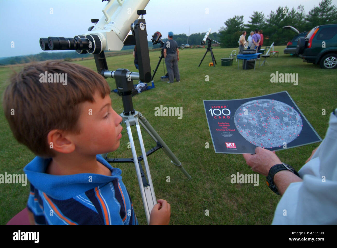 Club de Astronomía NOVAC reúne a CM Crockett Park VA Foto de stock