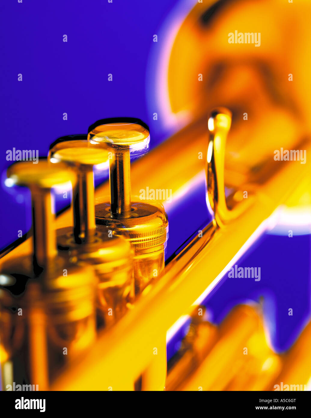 Una trompeta de latón. Imagen por Patrick patricksteel Acero Foto de stock